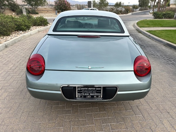 Used-2004-Ford-Thunderbird