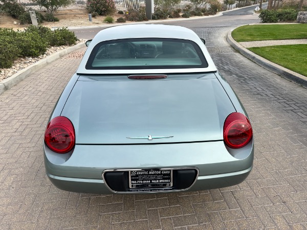 Used-2004-Ford-Thunderbird