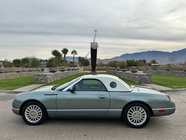 Used-2004-Ford-Thunderbird