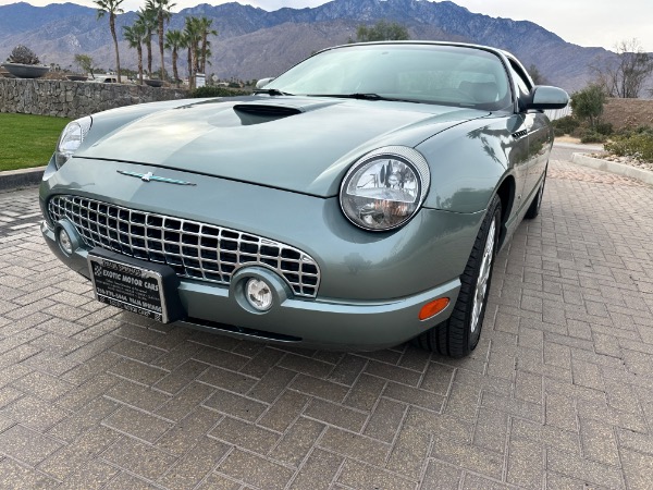 Used-2004-Ford-Thunderbird