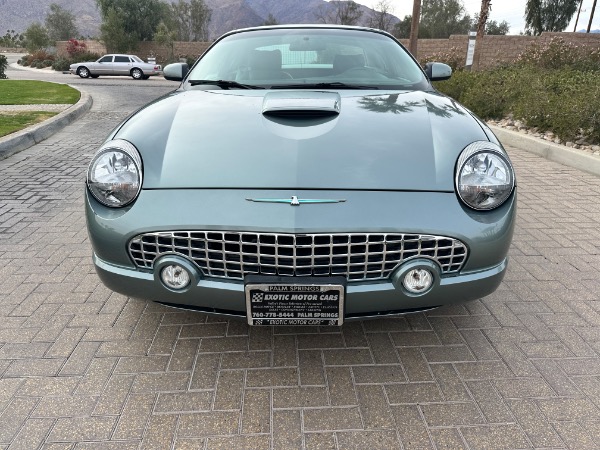 Used-2004-Ford-Thunderbird