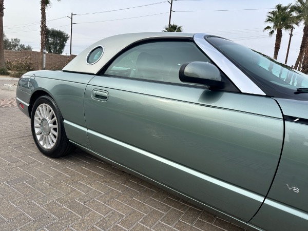 Used-2004-Ford-Thunderbird