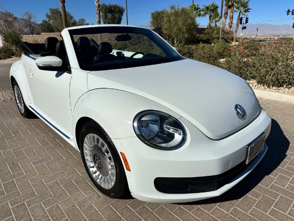 Used-2014-Volkswagen-Beetle-Convertible-18T