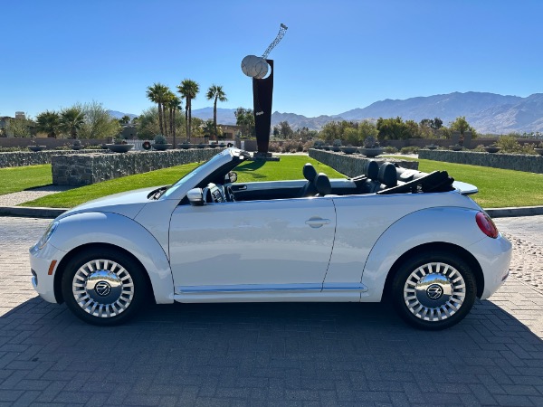 Used-2014-Volkswagen-Beetle-Convertible-18T