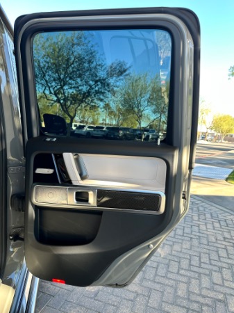 Used-2021-Mercedes-Benz-G-Class-G-550