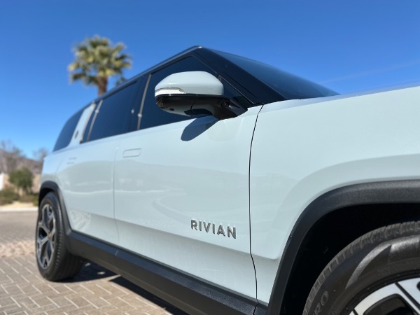 Used-2024-Rivian-R1S-Adventure