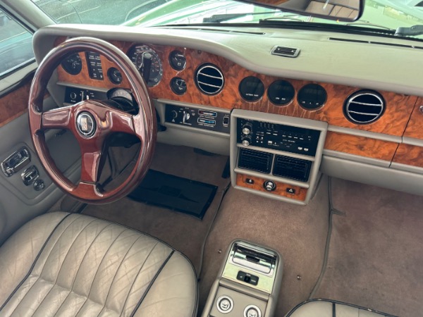 Used-1985-Rolls-Royce-Corniche-Drophead