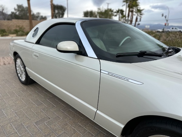 Used-2005-Ford-Thunderbird-50th-Anniversary-Limited-Edition