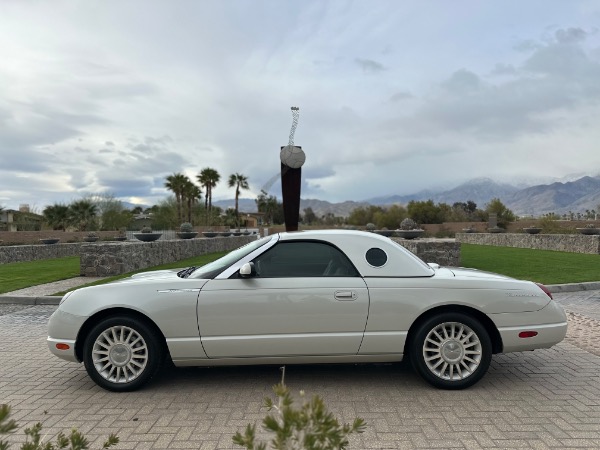 Used-2005-Ford-Thunderbird-50th-Anniversary-Limited-Edition