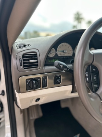 Used-2005-Ford-Thunderbird-50th-Anniversary-Limited-Edition