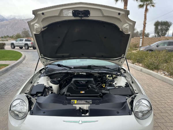 Used-2005-Ford-Thunderbird-50th-Anniversary-Limited-Edition