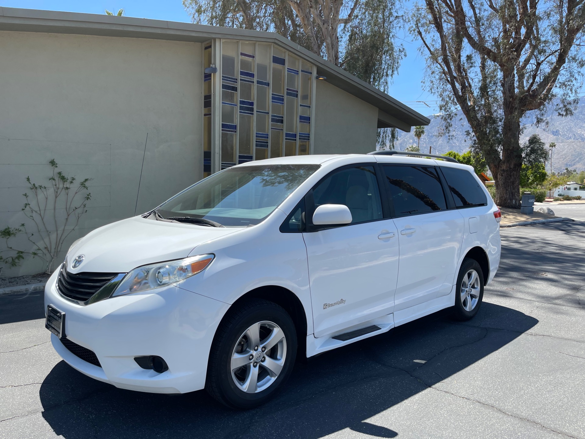 2013 toyota sienna xle best sale for sale