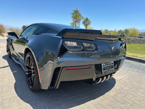 Used-2019-Chevrolet-Corvette-Z06