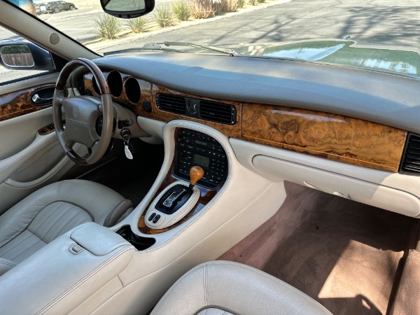 Used-2003-Jaguar-XJ-Series-XJ8