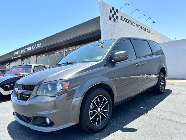 Used-2015-Dodge-Grand-Caravan-(Disability-van)-R/T