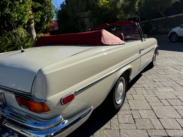 Used-1969-Mercedes-Benz-280SE