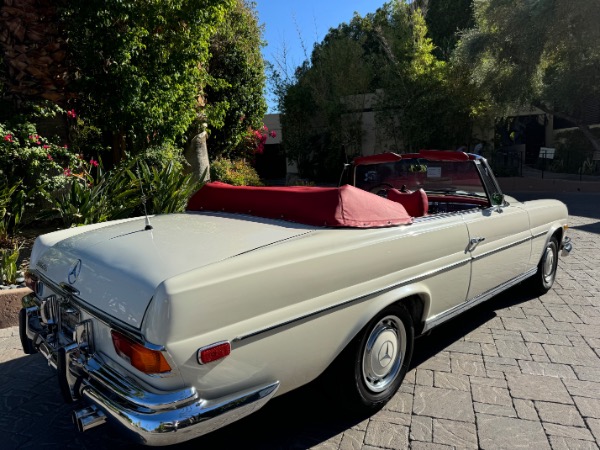 Used-1969-Mercedes-Benz-280SE