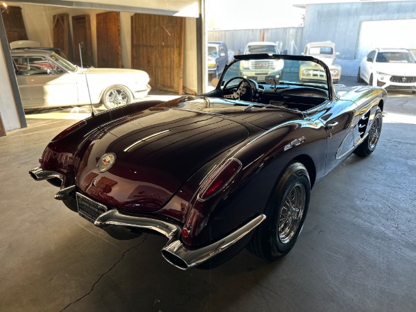 Used-1960-Chevrolet-Corvette