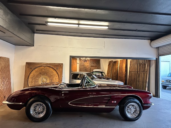 Used-1960-Chevrolet-Corvette