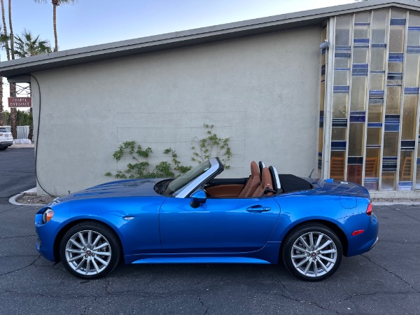 Used-2017-Fiat-124-Spider