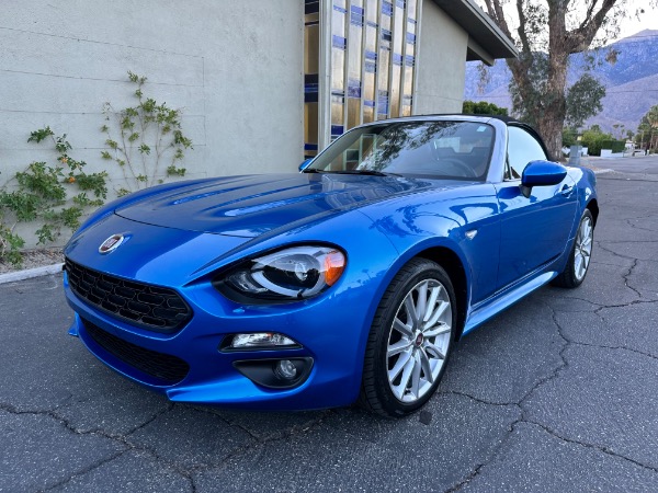 Used-2017-Fiat-124-Spider