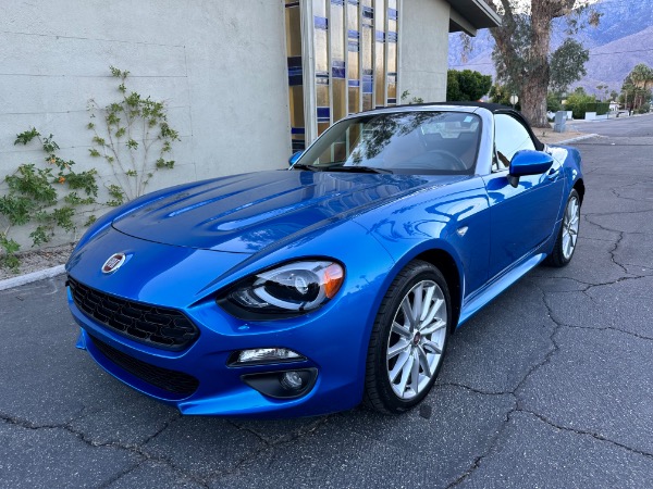 Used-2017-Fiat-124-Spider