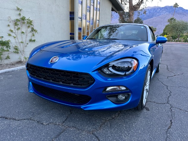 Used-2017-Fiat-124-Spider