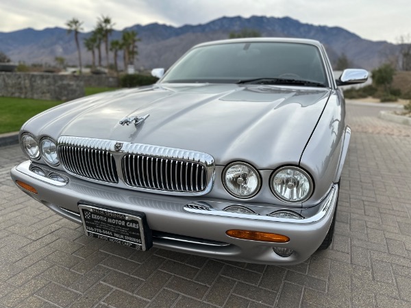 Used-2001-Jaguar-XJ-Series-Vanden-Plas