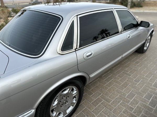 Used-2001-Jaguar-XJ-Series-Vanden-Plas